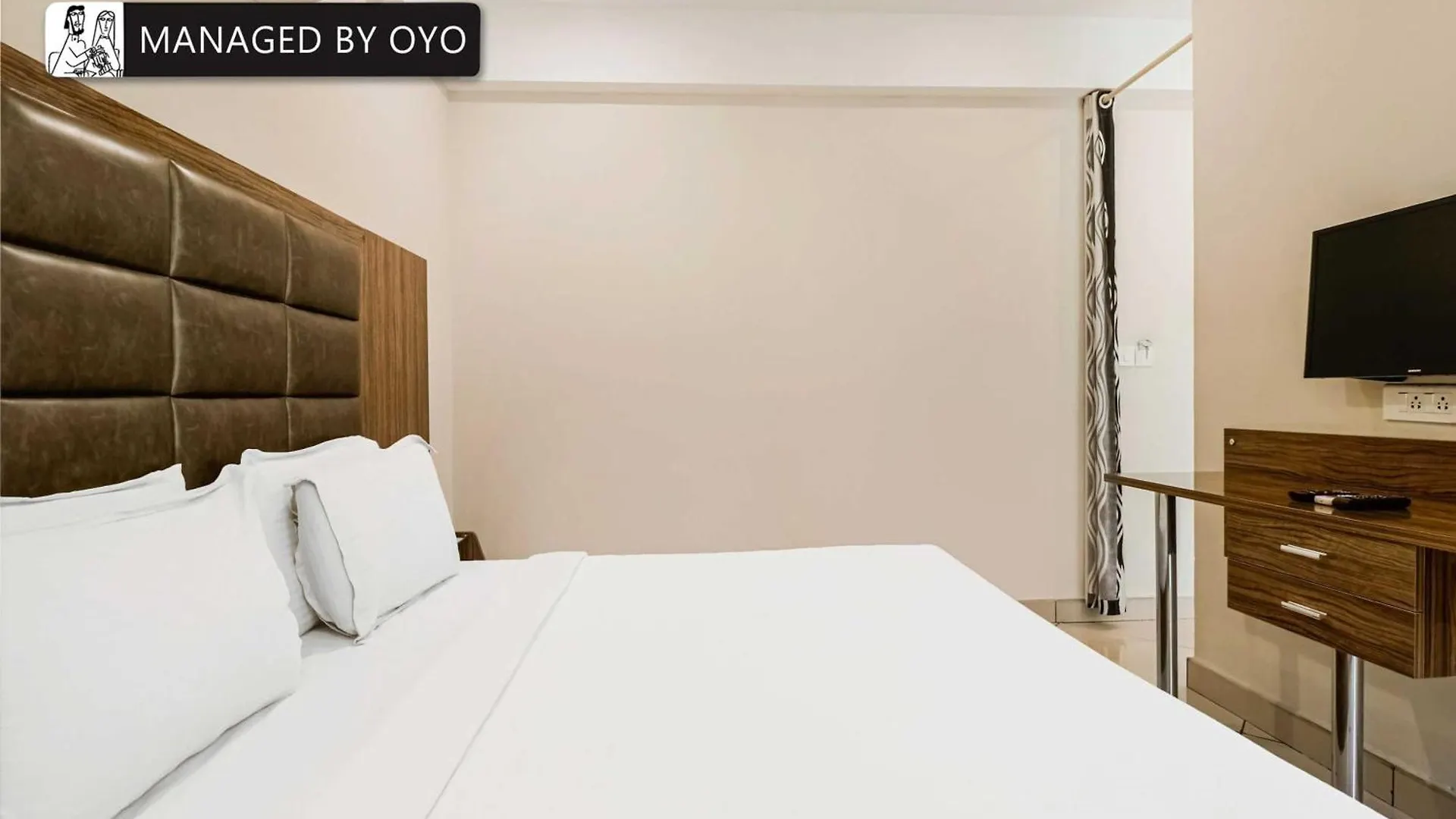 Hotel Super Townhouse Edassery Resort Kattappana